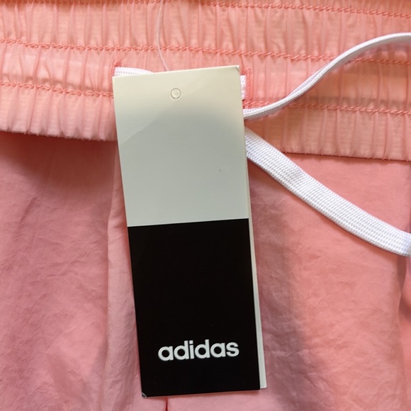 Adidas women’s windbreak/ workout pants NWT Size XL - Picture 8 of 13